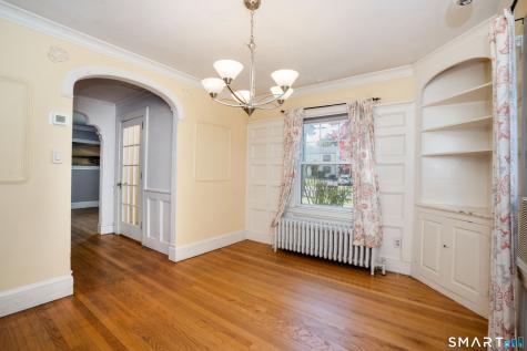 74 Arnoldale Road West Hartford CT 06119