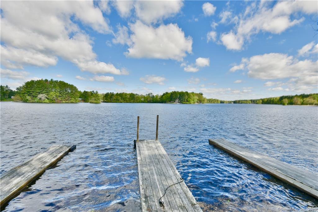 22 Greene Lane Thompson CT 06277