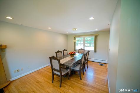 40 Orchard Street Avon CT 06001