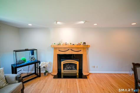 40 Orchard Street Avon CT 06001