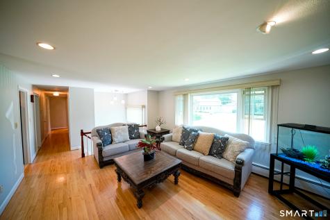 40 Orchard Street Avon CT 06001