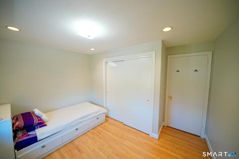 40 Orchard Street Avon CT 06001