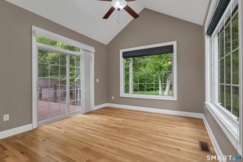 3 Arrowhead Trail Waterford CT 06385