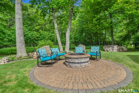 3 Arrowhead Trail Waterford CT 06385