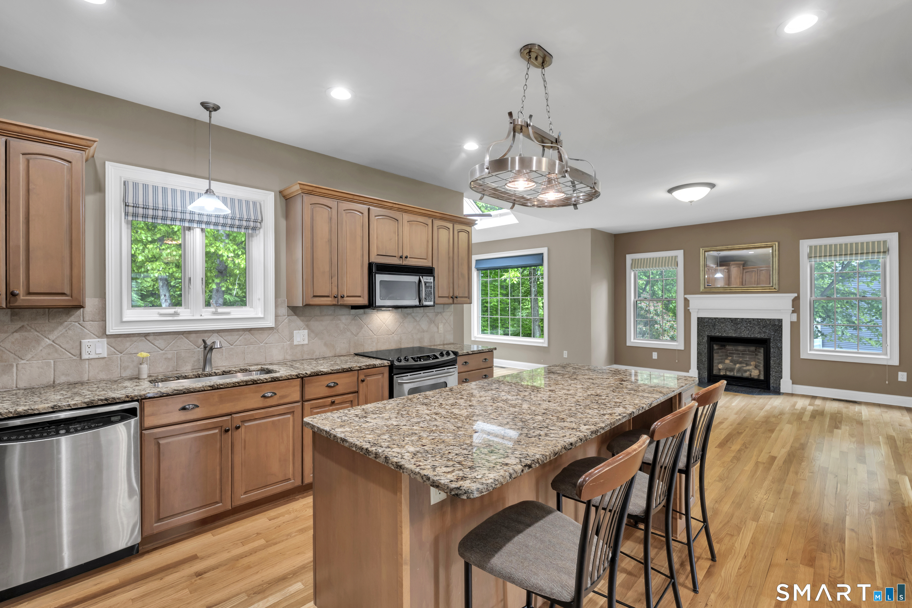 3 Arrowhead Trail Waterford CT 06385