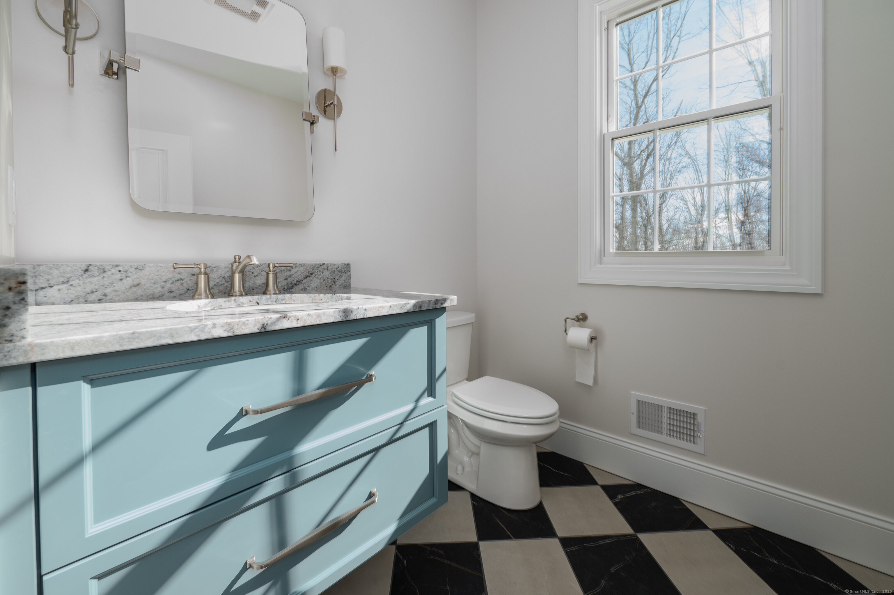 11 Pumpkin Grove East Lyme CT 06333