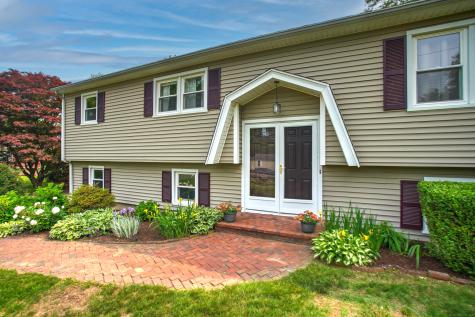 134 Walnut Street Monroe CT 06468