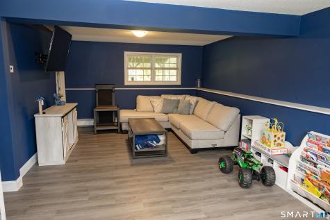 50 Wood Terrace East Haven CT 06513