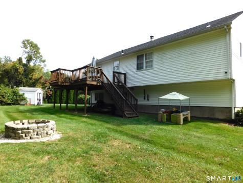 50 Wood Terrace East Haven CT 06513