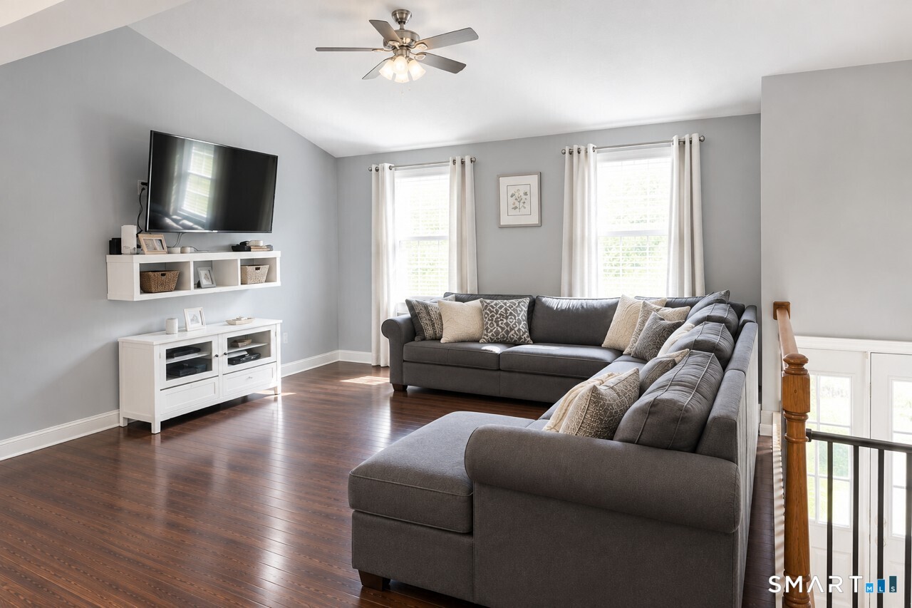 50 Wood Terrace East Haven CT 06513