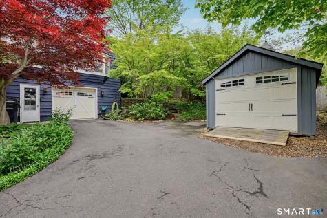 10 Snug Harbor Drive Danbury CT 06811