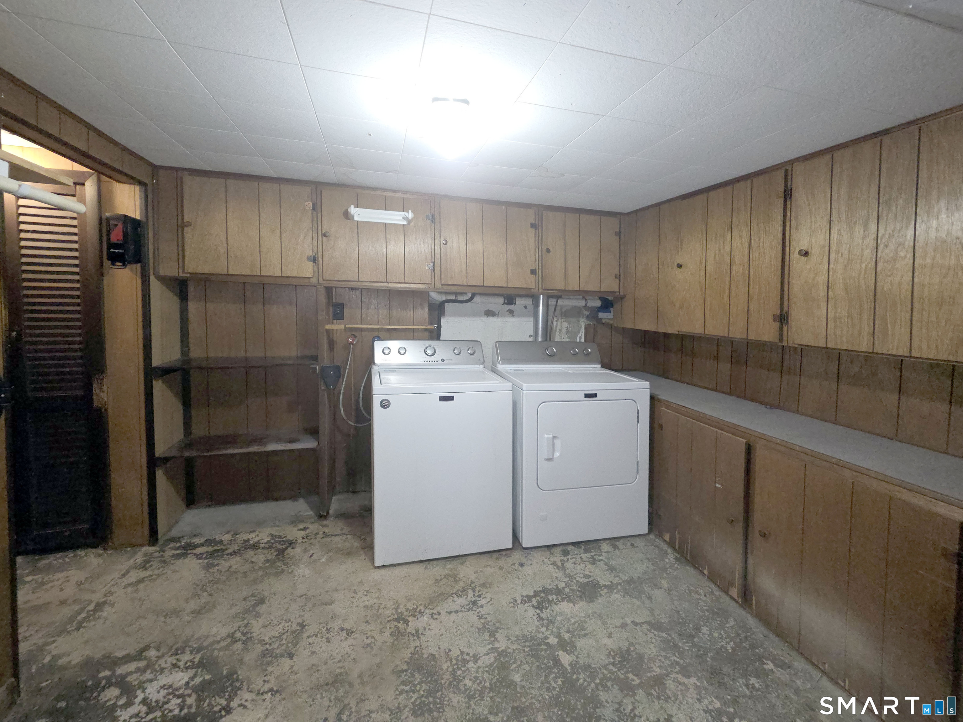 6 Woodland, Aka 6 West Side Avenue Road Branford CT 06405