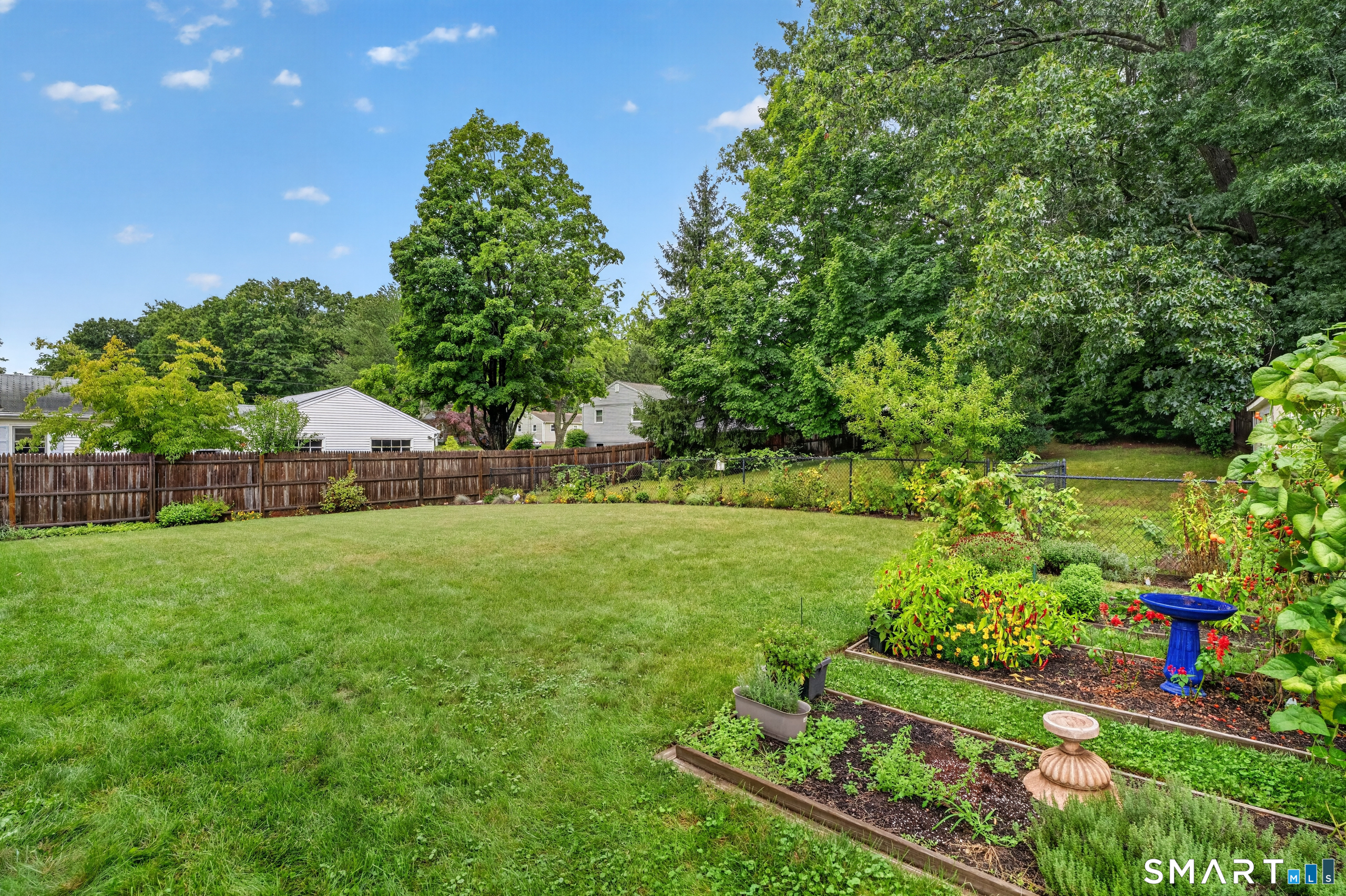 10 Roosevelt Boulevard Enfield CT 06082