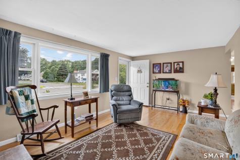 10 Roosevelt Boulevard Enfield CT 06082
