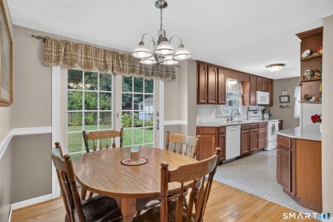 10 Roosevelt Boulevard Enfield CT 06082