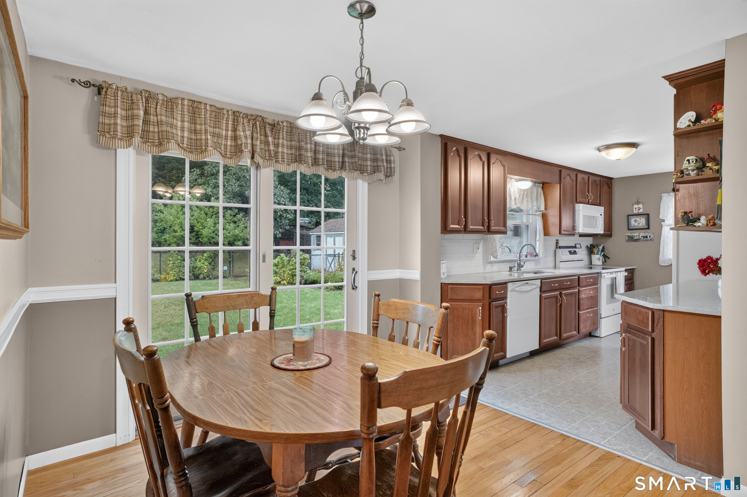 10 Roosevelt Boulevard Enfield CT 06082