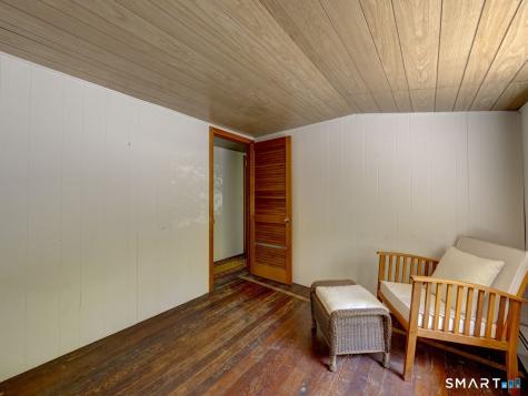 18 Brook Trail East Hampton CT 06424