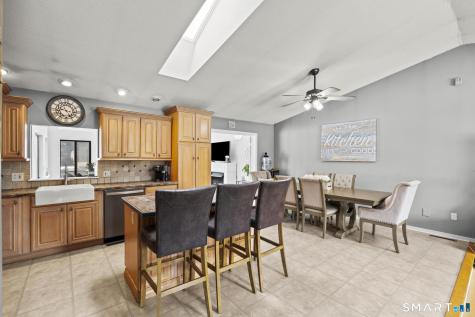 245 Reeds Gap Road North Branford CT 06472