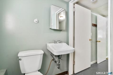 42 Carroll Road Hamden CT 06517