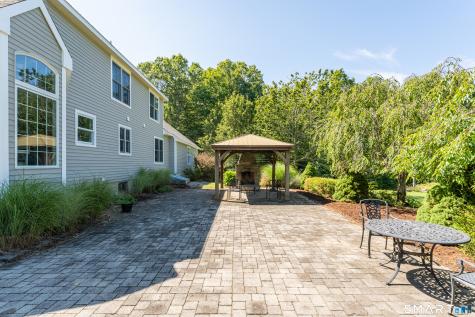 23 Cow Hill Road Killingworth CT 06419