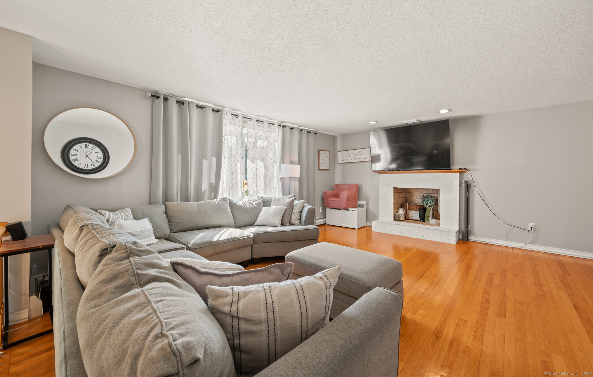 211 Fairlane Drive Wethersfield CT 06109