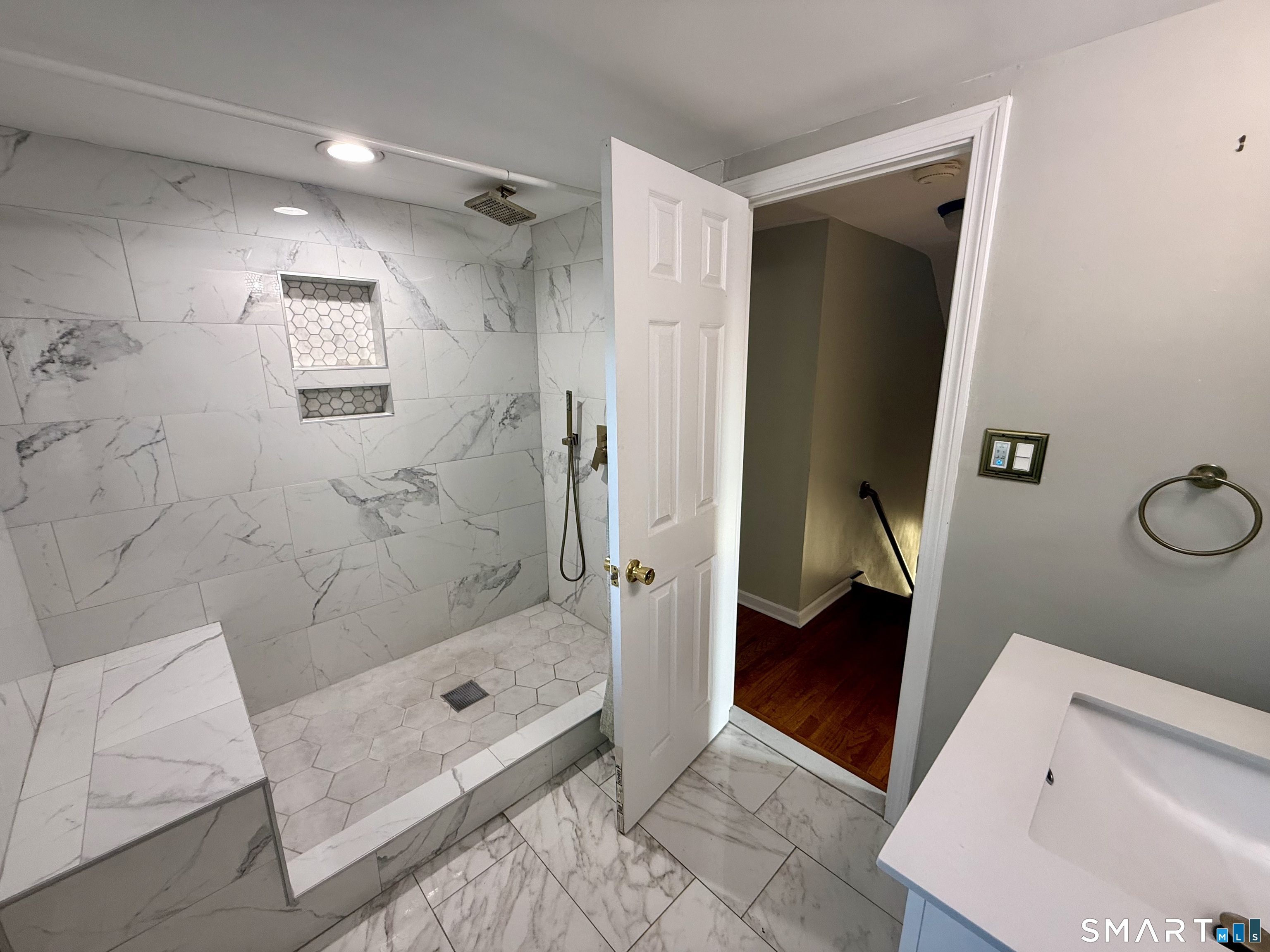 82 Carver Street New Britain CT 06053