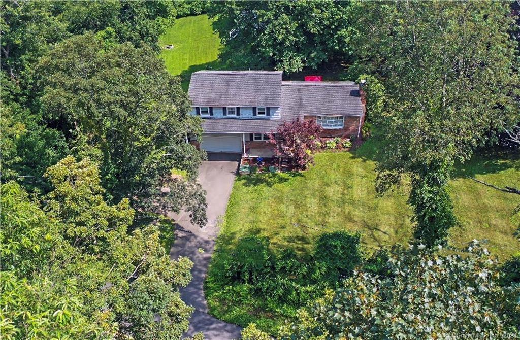 28 Schoolhouse Hill Road Newtown CT 06470
