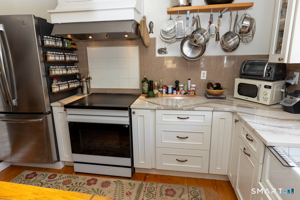 26 Spring Street Deep River CT 06417
