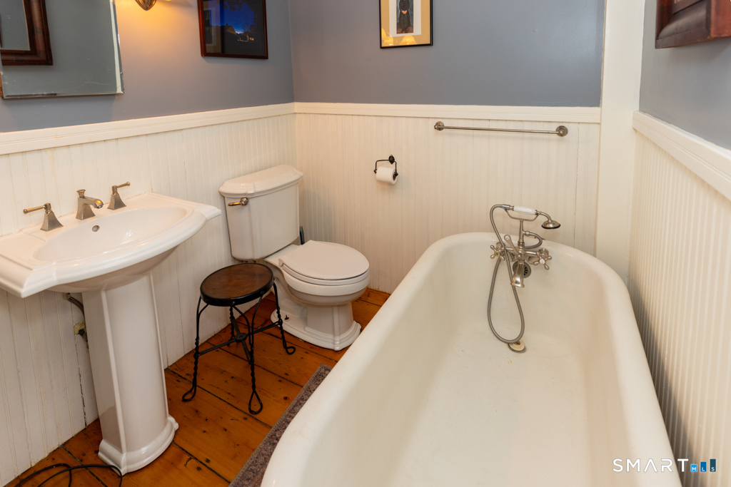 26 Spring Street Deep River CT 06417
