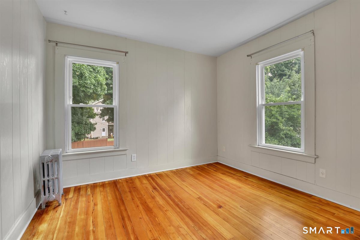 20 Fourth Street Meriden CT 06451
