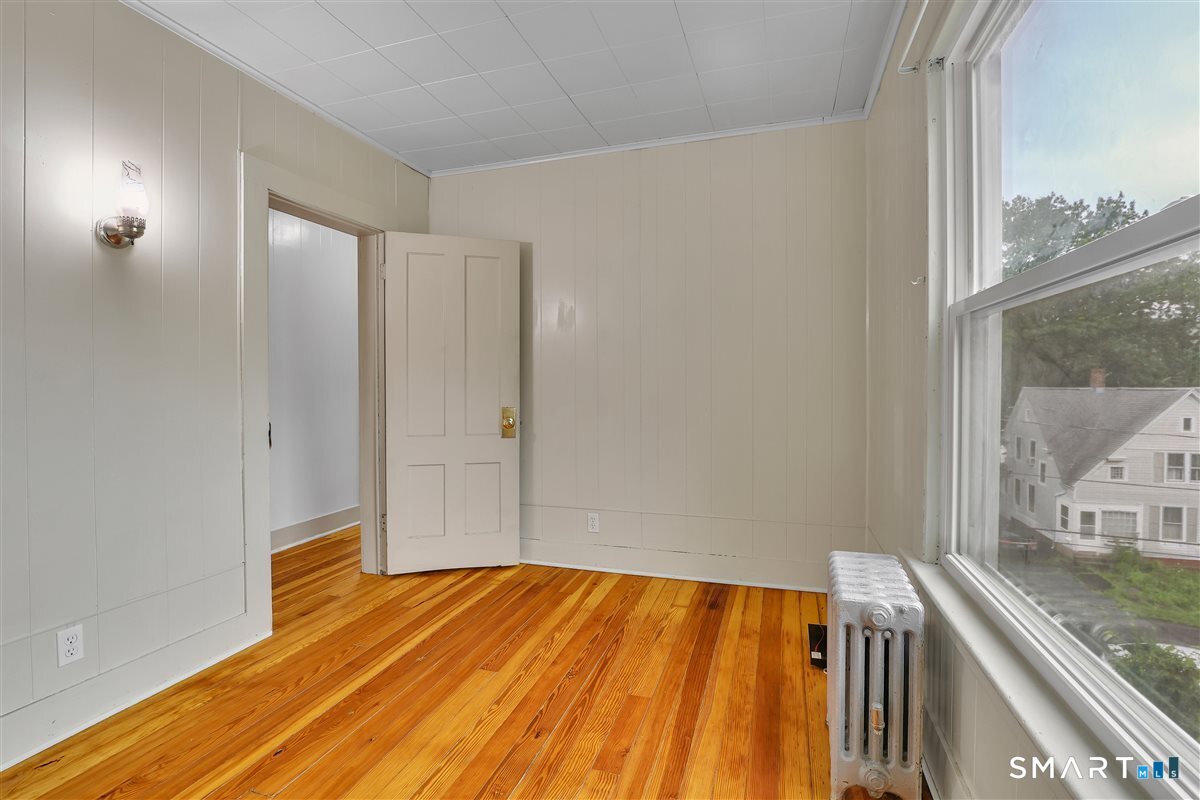 20 Fourth Street Meriden CT 06451