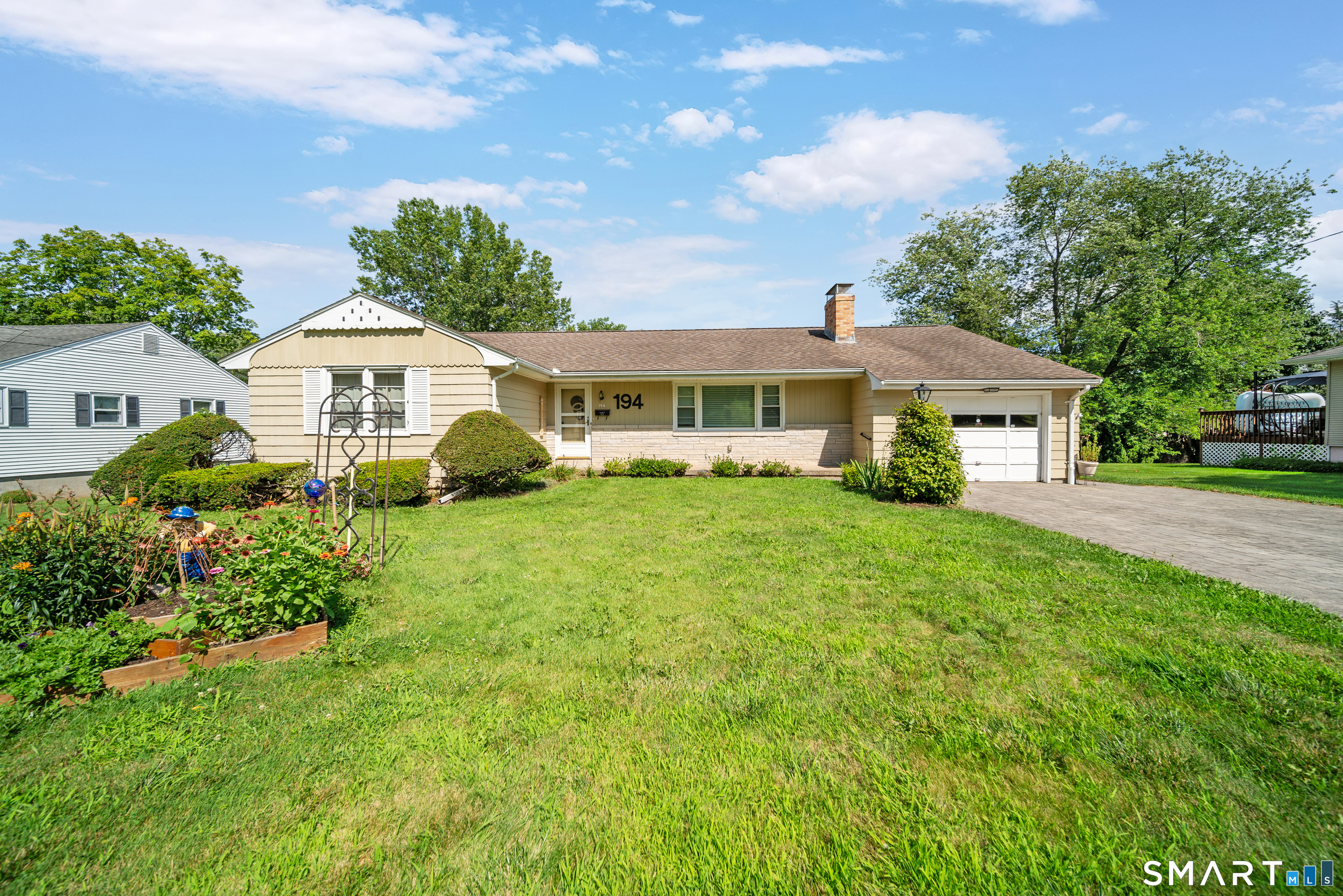 194 Cedar Street Wethersfield CT 06109