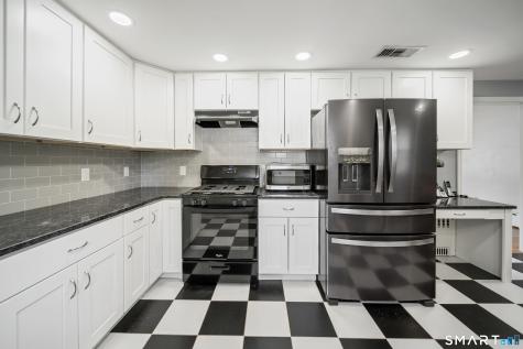 194 Cedar Street Wethersfield CT 06109