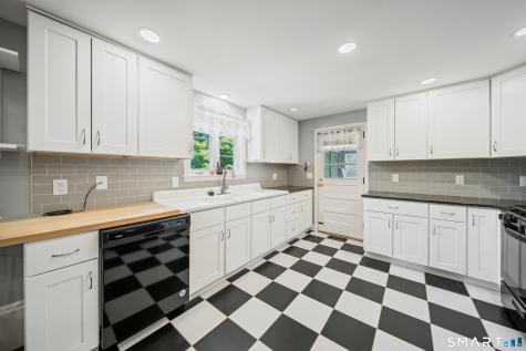 194 Cedar Street Wethersfield CT 06109