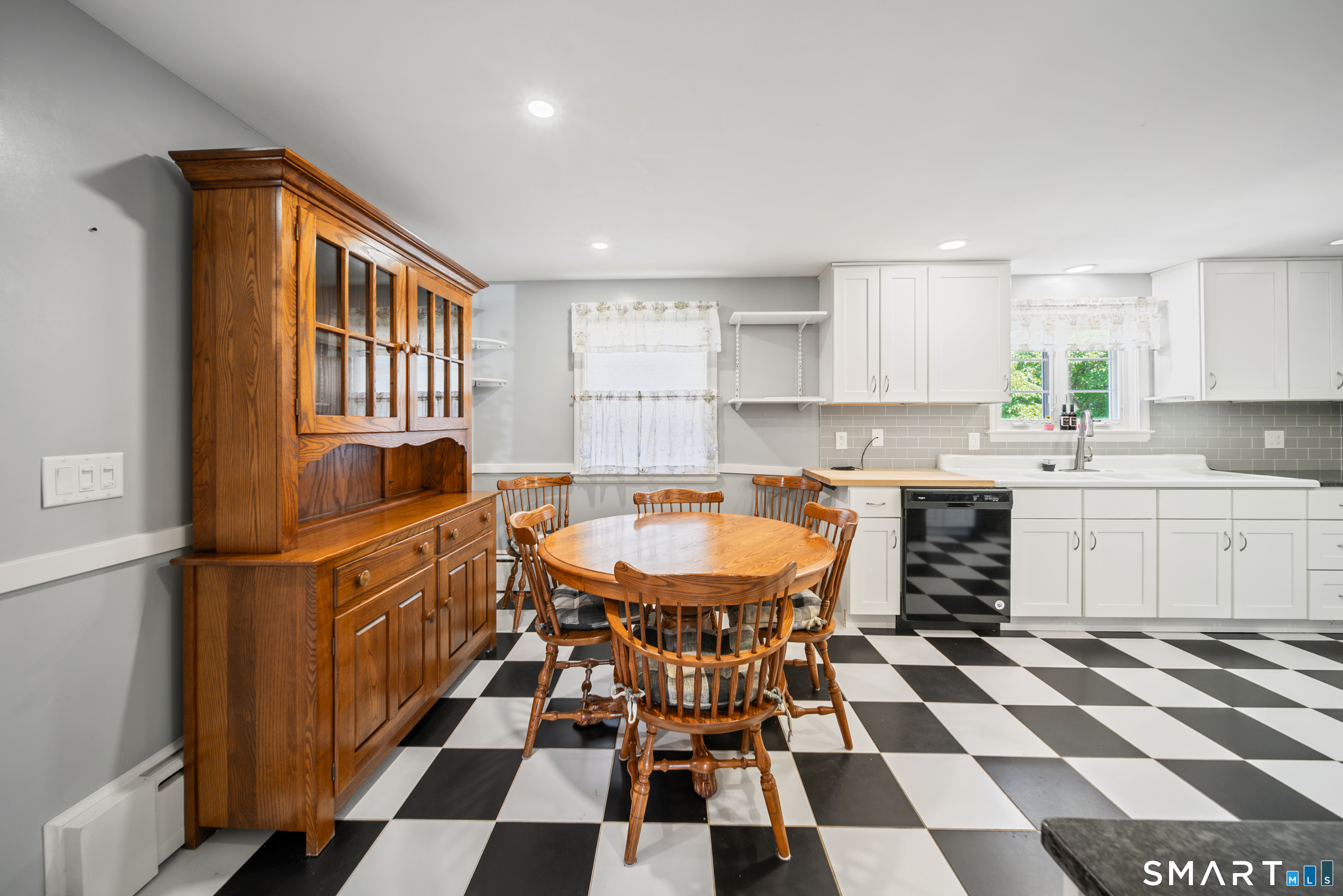 194 Cedar Street Wethersfield CT 06109
