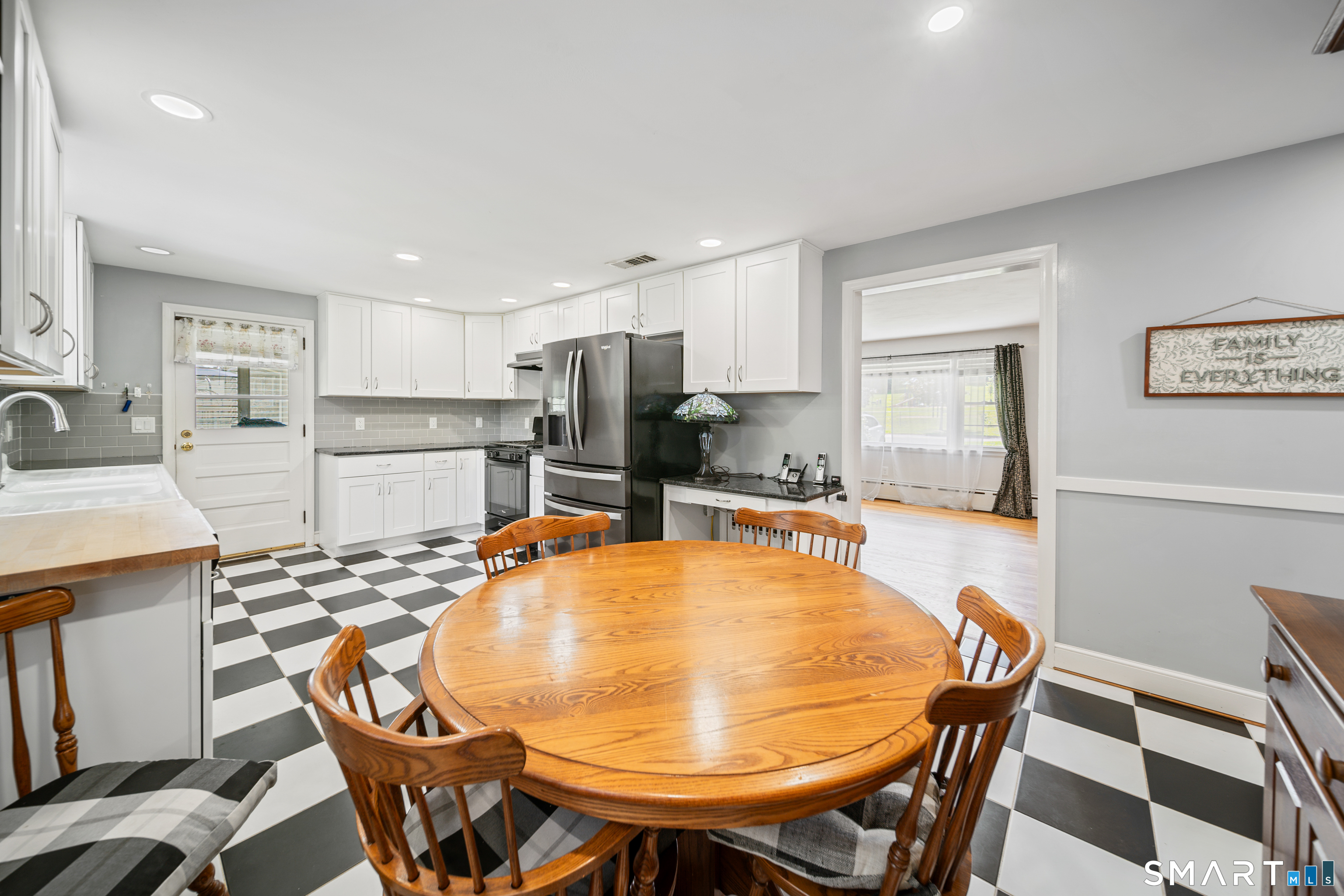 194 Cedar Street Wethersfield CT 06109