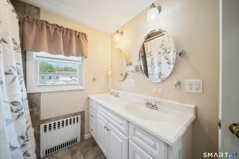 194 Cedar Street Wethersfield CT 06109