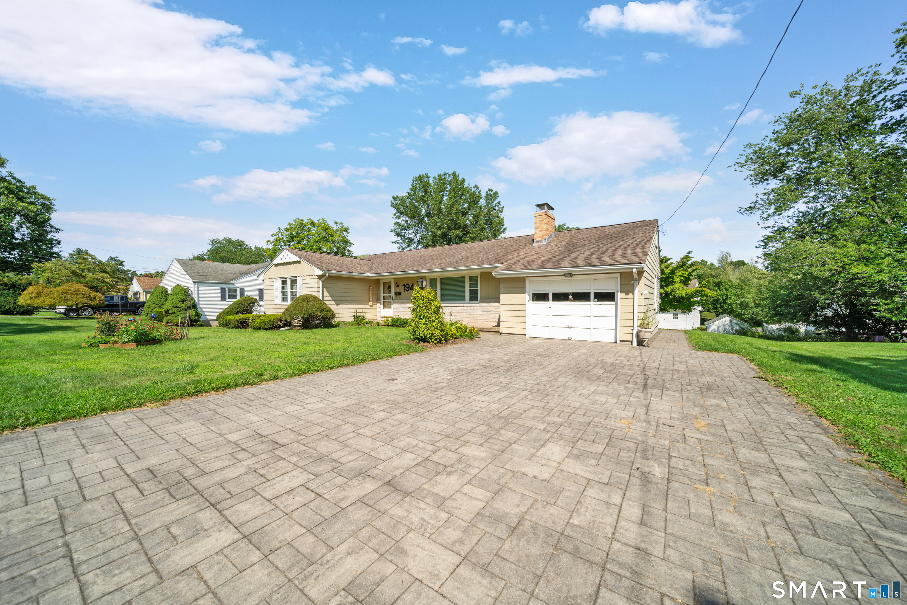 194 Cedar Street Wethersfield CT 06109