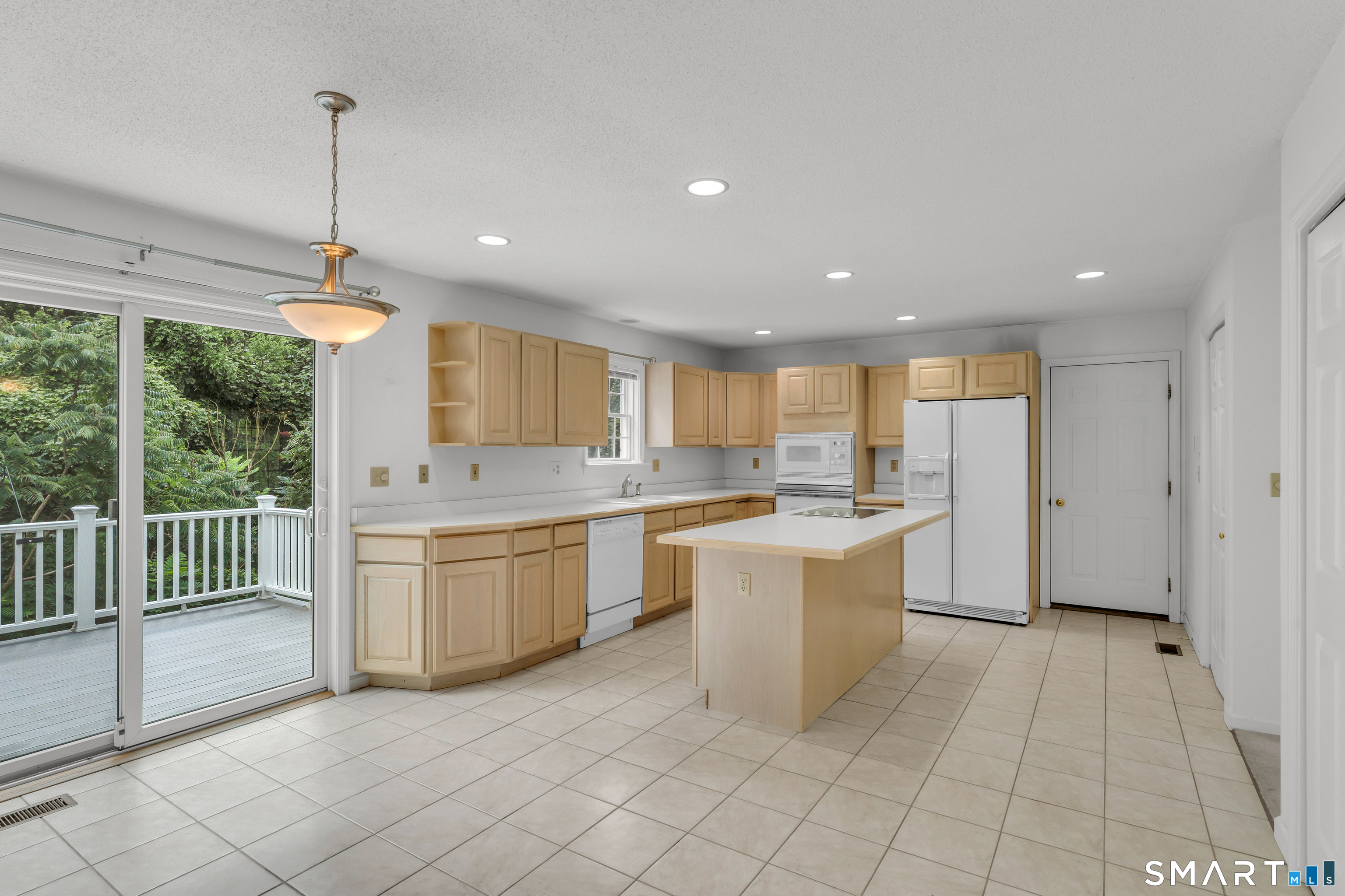 49 Melissa Drive North Haven CT 06473