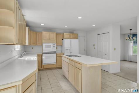 49 Melissa Drive North Haven CT 06473
