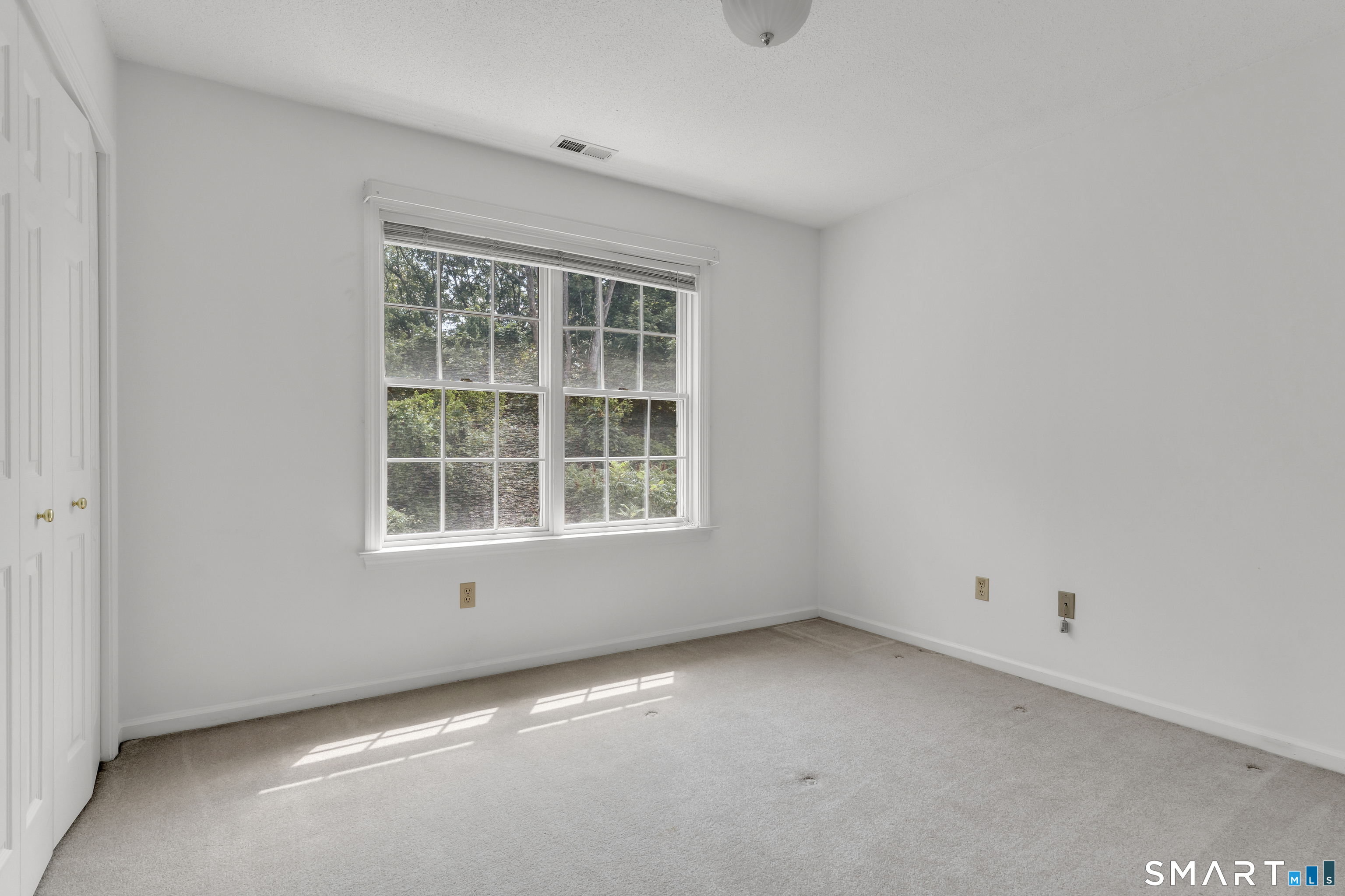 49 Melissa Drive North Haven CT 06473
