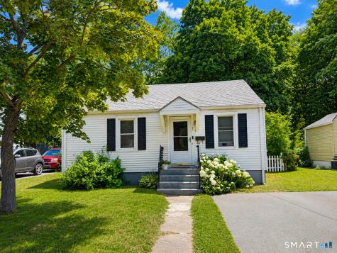 43 Essex Street Manchester CT 06040