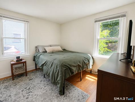 43 Essex Street Manchester CT 06040