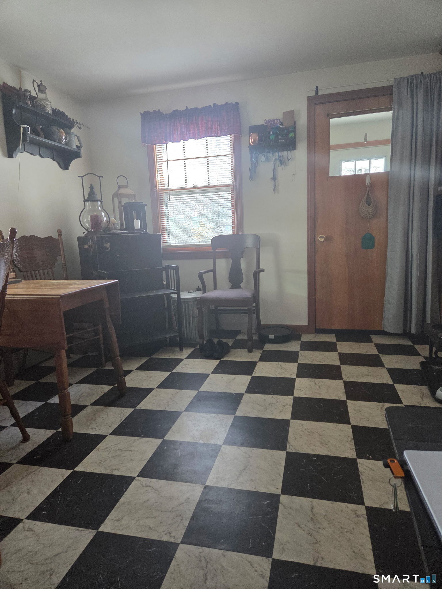 114 South Main Street Putnam CT 06260