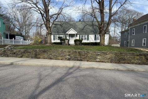 114 South Main Street Putnam CT 06260