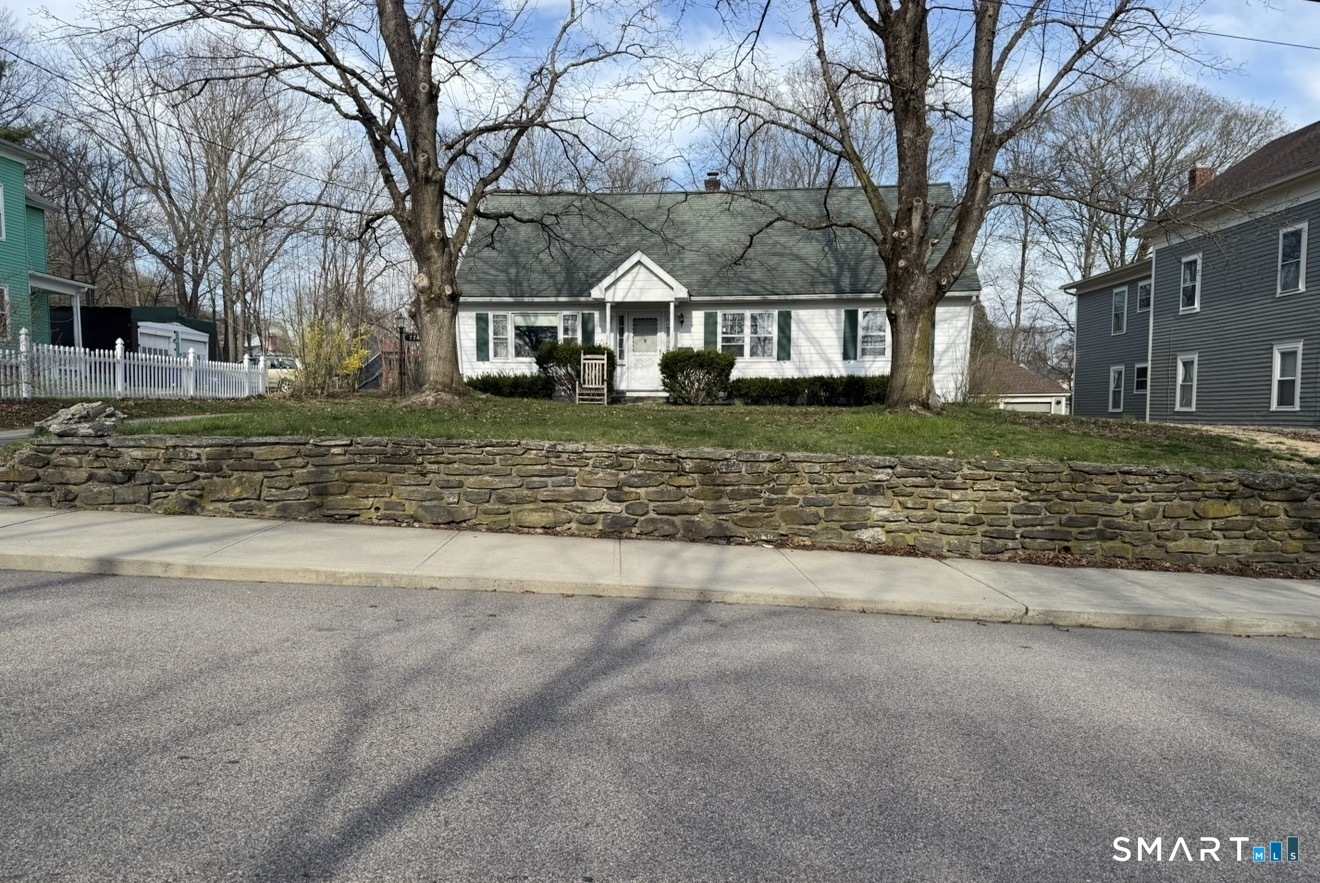 114 South Main Street Putnam CT 06260