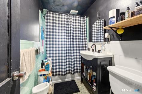 646 Merritt Street Bridgeport CT 06606