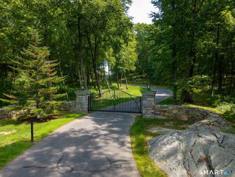 5 Viewpoint Lane Ellington CT 06029