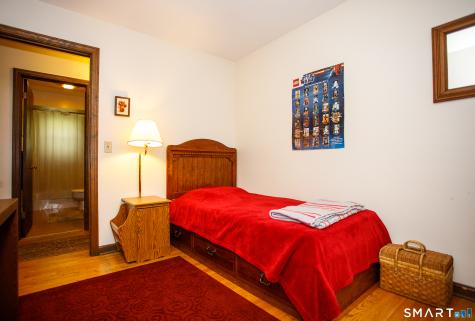 6 Meadow Lane Canterbury CT 06331
