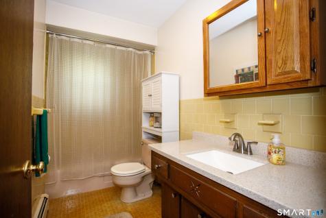 6 Meadow Lane Canterbury CT 06331